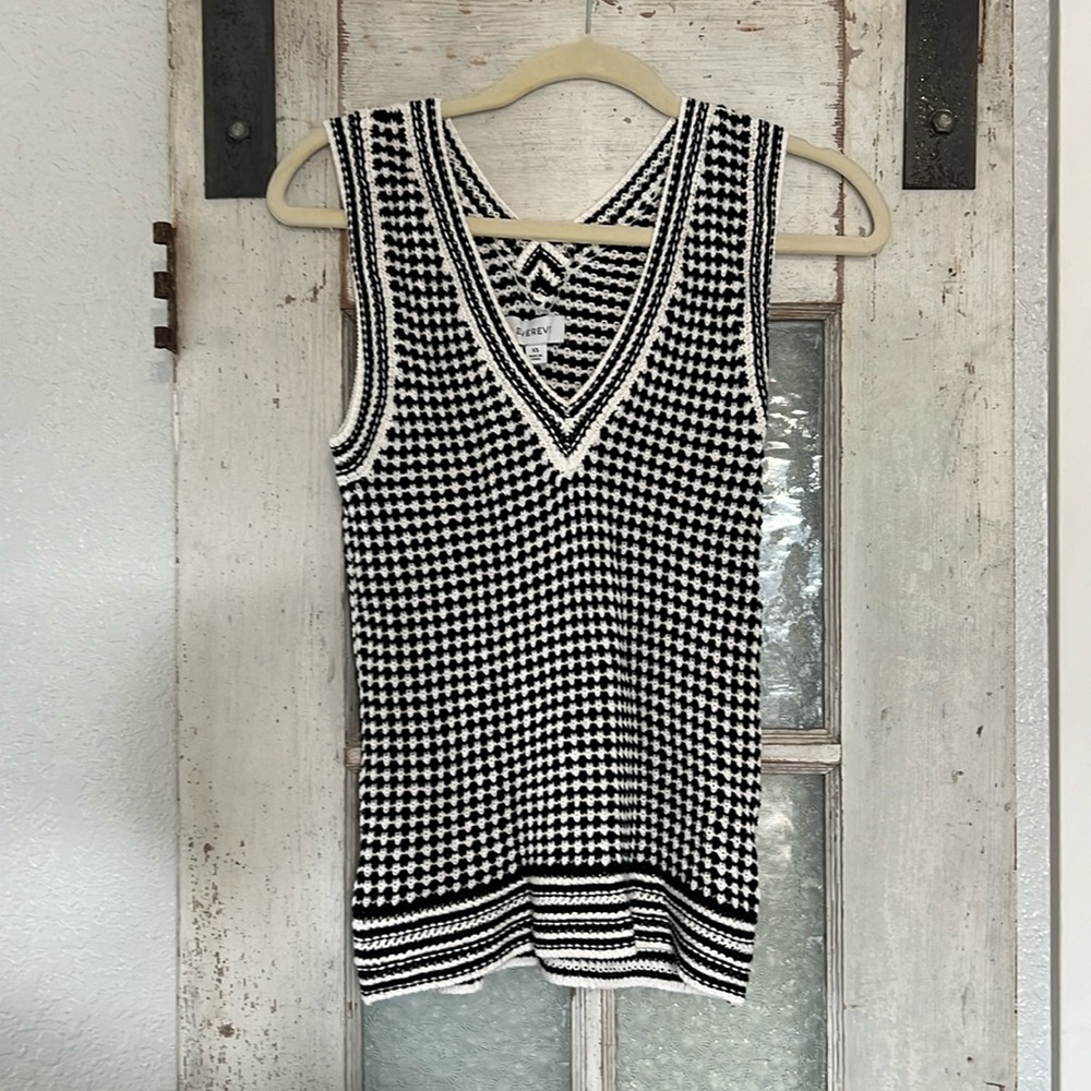 NWOT Evereve Keagan Tank Top XS